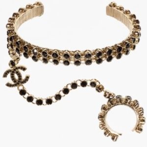 Ultra Rare! Authenticated CHANEL 21k Limited Ed. Black PEARL Gold Ring Bracelet